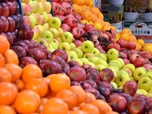 برای تأمین ۳۰۰ تن میوه شب عید در استان ایلام برنامه&zwnj;ریزی شد