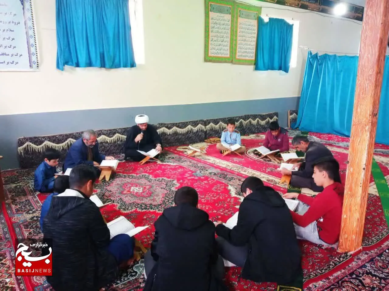 برنامه جزء خوانی قرآن کریم  در روستای سرچاه