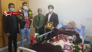 مدال برنز قهرمانی آسیا برگردان پدر شهید غنیمت پور در شاهرود به روایت تصویر