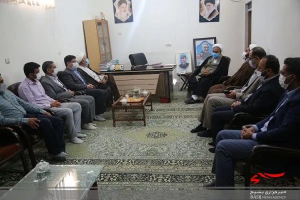 مسئول و اعضای شورای کانون بسیج اساتید دانشگاه ولایت ایرانشهر با امام جمعه شتان دیدار کردند