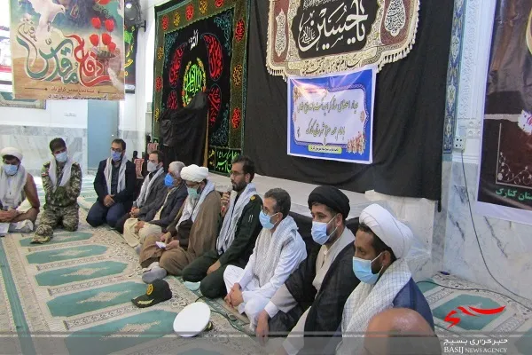 ديدار اعضای ستاد گرامیداشت هفته دفاع مقدس با امام جمعه شهرستان كنارك
