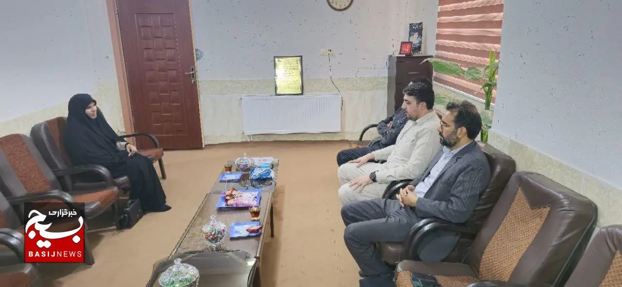 نقش مداحان در مقابله با دشمن قدمتی به بلندای تاریخ عاشورایی دارد
