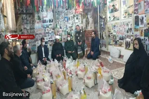 توزیع ۱۰۰ بسته معیشتی توسط &nbsp;بسیجیان پایگاه عفاف بهار