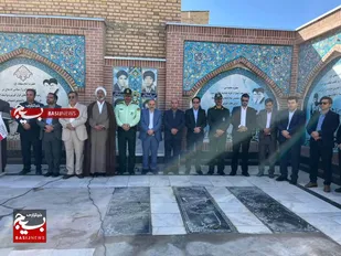 غبارروبی مزار شهدای زاوه؛ تجدید میثاق مسئولان با آرمان&zwnj;های شهیدان در هفته دولت