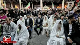عقد ۱۶ زوج در بندرماهشهر؛ پیوندی به نام عشق و ایستادگی