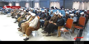 ارتباط با مردم  وظیفه روحانیون برای حفظ انقلاب اسلامی