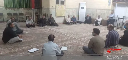 نشست مدیران محله حوزه شهید ورزنده قم