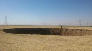 ایجاد فروچاله&zwnj;ای در یکی از روستاهای کبودراهنگ