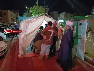 ارائه خدمات بهداشتی درمانی توسط کانون بسیج جامعه پزشکی بیمارستان موسوی(ره) زنجان در تجمعات شبانه مردم
