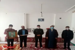 پیشرفت نظام مقدس جمهوری اسلامی ورمز ماندگاری آن را مدیون شهدا و خانواده آنان هستیم