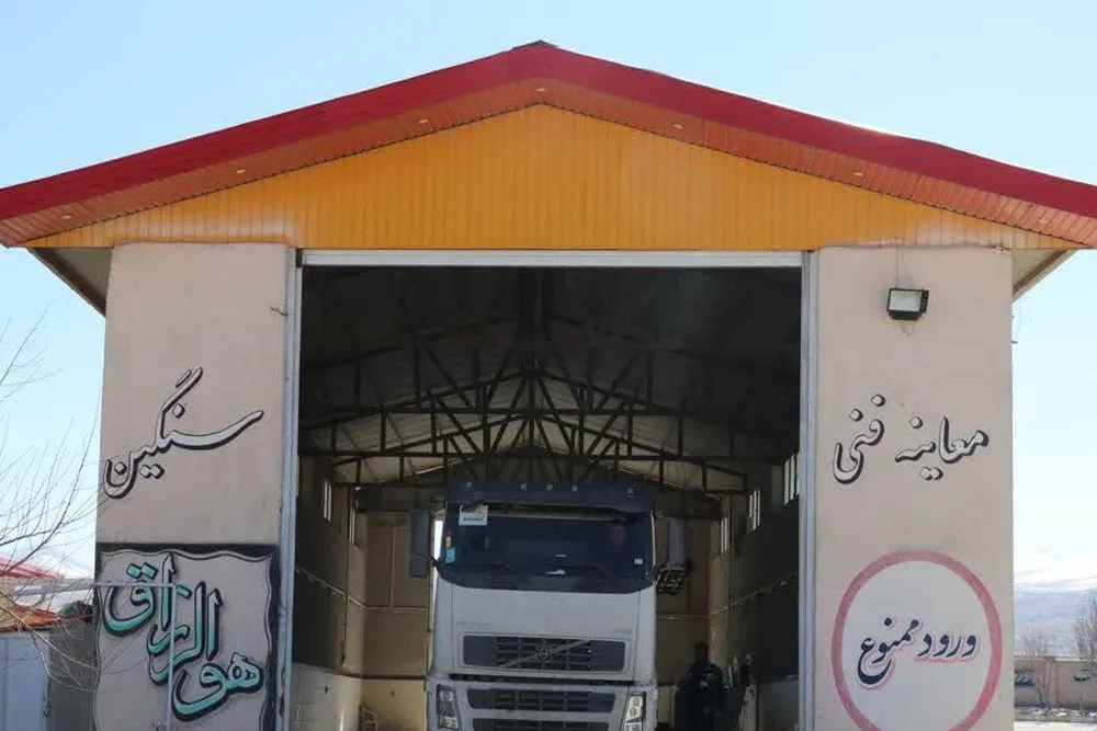 مراجعه بیش از ۳۴ هزار ناوگان سنگین و نیمه‌سنگین به مراکز معاینه فنی همدان