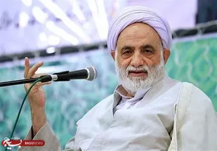 دانشجو معلمان خود را برای نجات نسل گرفتار شده در زیر رگبار شبهات آماده کنند