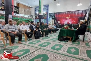 خدمتگزاران مساجد دوستداران واقعی خداوند هستند