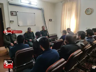 نشست مسئولان بسیج دانشجویی شهرستان با فرمانده سپاه ناحیه شاهرود+ تصاویر