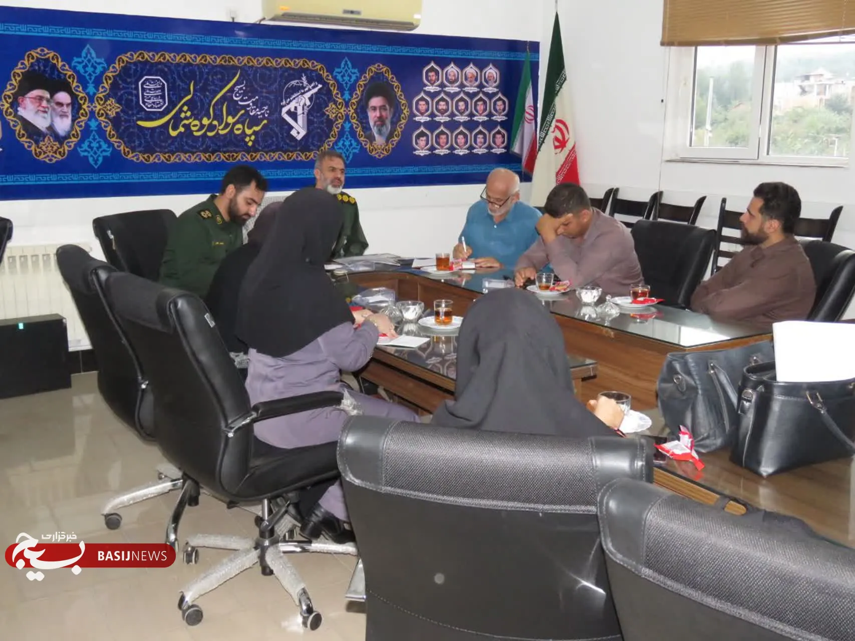 نشست