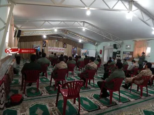 دیدار جمعی از بسیجیان با نماینده ولی فقیه در شهرستان ایجرود