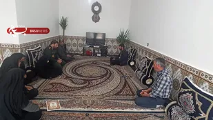 سرکشی و دیدار مسئول کانون بسیج جامعه کشاورزي با خانواده 2 شهید در باشت