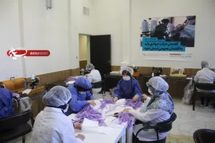 تولید روزانه هزار ماسک به همت یک گروه جهادی در شاهرود