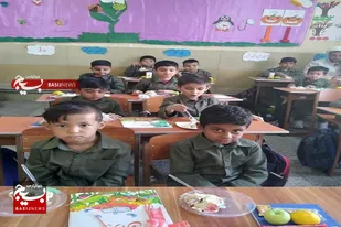 جشن قرآنی کلاس اولی ها در مدرسه پسرانه سرخه برگزار شد