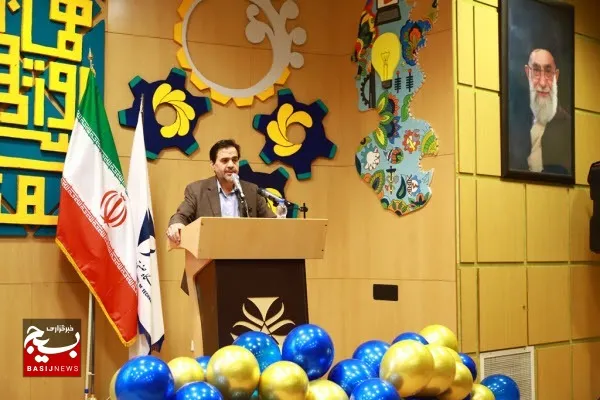 تکنولوژی و دانش، امروز منجر به ایجاد ثروت و توسعه در جامعه می‌شود