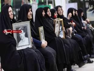 مراسم تکریم مادران و همسران شهدای جاویدالنشان در کرج