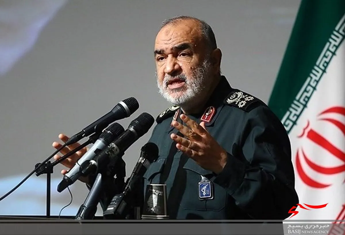 نفوذ ایران در منطقه دشمن را عصبانی کرده است/فضای مجازی تنها راه تهاجم دشمن است