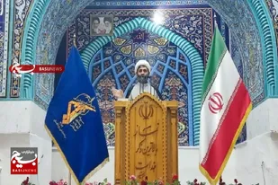 سپاه پاسداران مولود انقلاب است