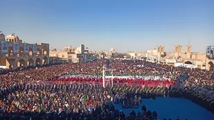 امیرچقماق حسینیه خاطره&zwnj;ساز ایران/ استقبال گرم مردم سرمای هوا را از رو برد