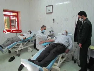 اهدای خون توسط جمعی از بازنشستگان و پیشکسوتان سپاه فارسان