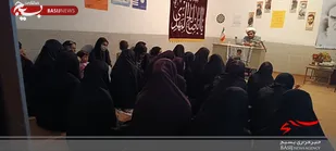نشست روشنگری در پایگاه  بسیج خواهران دولت آباد شهرستان ارزوئیه برگزار شد.