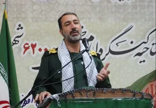 کارگران و صنعتگران در خط مقدم جهاد اقتصادی قرار دارند