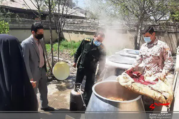 5000 پرس غذای گرم در بین نیازمندان میانه توزیع شد 