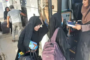 اعزام فرهنگیان گناوه به دوره یاوران ولایت