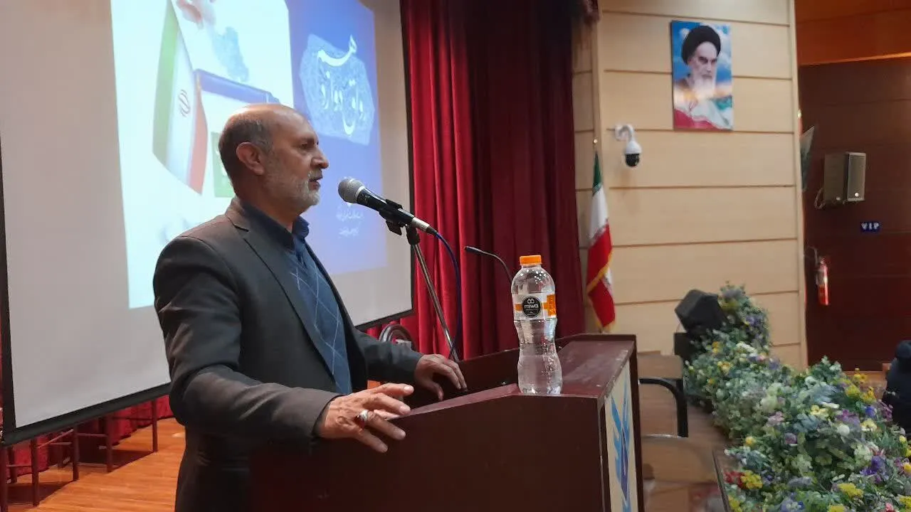 اجتماع بزرگ پیشکسوتان، رزمندگان و بسیجیان شهرستان فیروزکوه