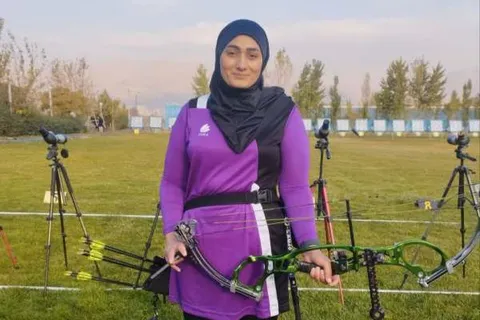 لیلا شجاعی از باشگاه مقاومت در جمع ملی‌پوشان تیراندازی با کمان
