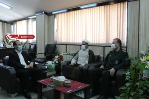 دیدار عیدانه فرمانده ناحیه مقاومت بسیج سپاه شهرستان با فرماندار ویژه شهرستان شاهرود+ تصاویر