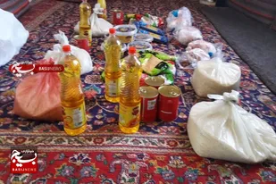 پنج بسته معیشتی در روستا افتر در سرخه توزیع شد