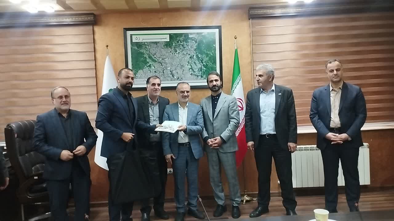 حمایت از نخبگان مسیر پیشرفت و مقاومت کشور را هموار میکند حمایت از نخبگان مسیر پیشرفت و مقاومت کشور را هموار میکند