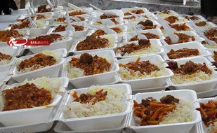 800 پرس غذای گرم توسط سازمان بسیج مهندسین عمران ومعماری استان خراسان شمالی توزیع شد