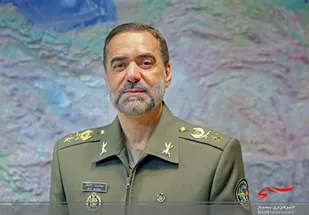 ایستادگی متخصصان صنعت دفاعی زیر بیرق حسینی مقابل آمریکا و اسرائیل