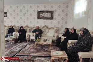 دیدار اعضای کانون بسیج هنرمندان و بسیج جامعه زنان ملایر با خانواده شهیدان