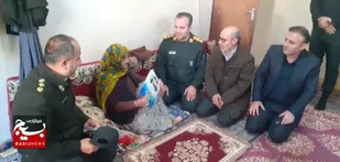 دیدار و تکریم خانواده معظم شهدا و ایثارگر به مناسبت هفته بسیج در شهرستان اصلاندوز