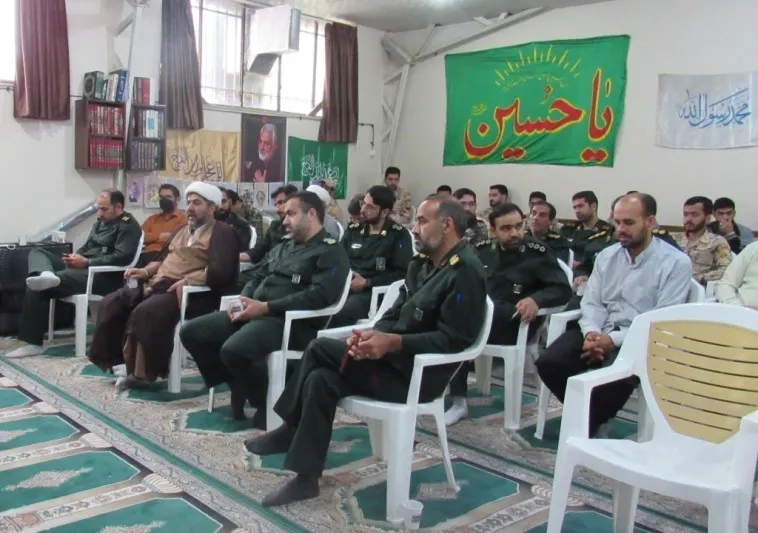 سپاه و بسیج فرزندان معنوی امامین انقلاب اند