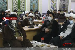 انقلاب اسلامی آثار جهانی دارد