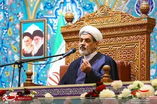 حساب جوانان هیجانی جداست، اما با آشوبگران باید برخورد شود