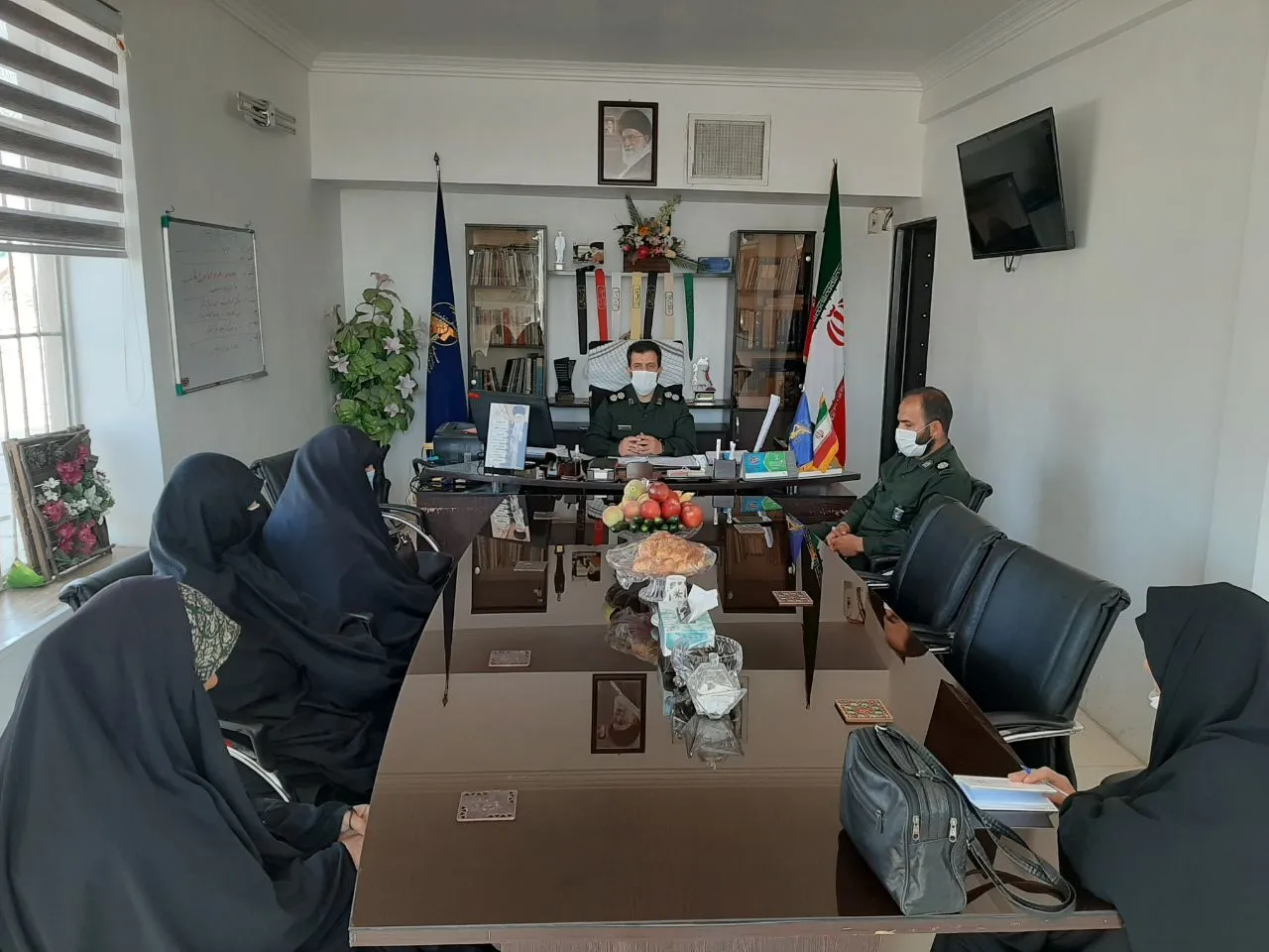 دیدار بانوان جهادی پیشوا با فرمانده سپاه