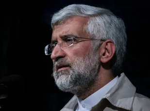 گزینه نظامی اولین گزینه جبهه استکبار بود نه آخرین گزینه آنها/ آمریکا و اروپا به جای آب، به ما سراب نشان می&zwnj;دهند