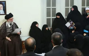 روایتی از دیدار رهبر انقلاب با یک بانوی خاص
