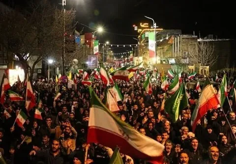 «خیابان و بازتولید قدرت اجتماعی در دفاع از ایران»