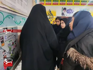 برپایی نمایشگاه &nbsp;عفاف و حجاب در مدرسه قدسیه زاهدان&nbsp;